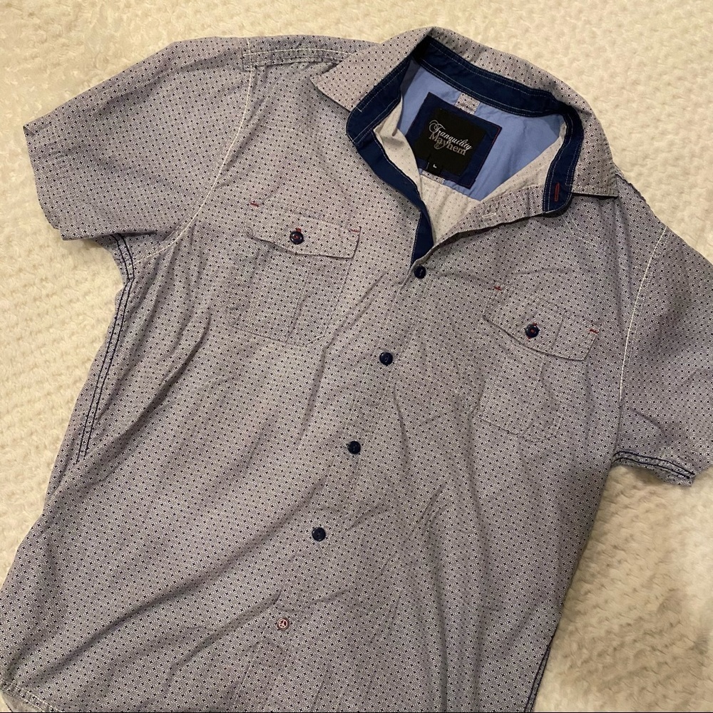𝅺button up shirt